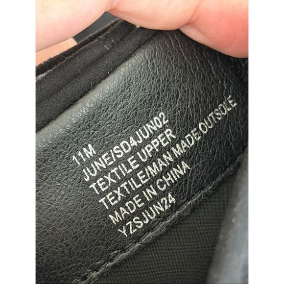 Splendid Black Heeled Boots - Picture 6 of 7